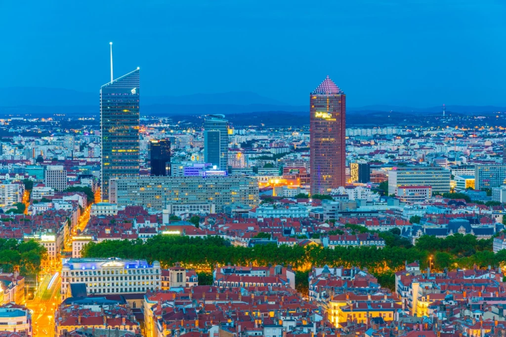 Vue de loin sur les meilleurs quartiers de Lyon pour un investissement locatif.