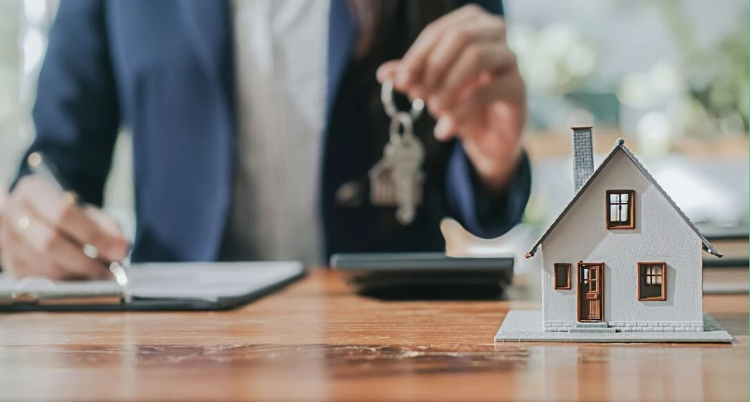 Un investisseur étranger qui investit en France à distance