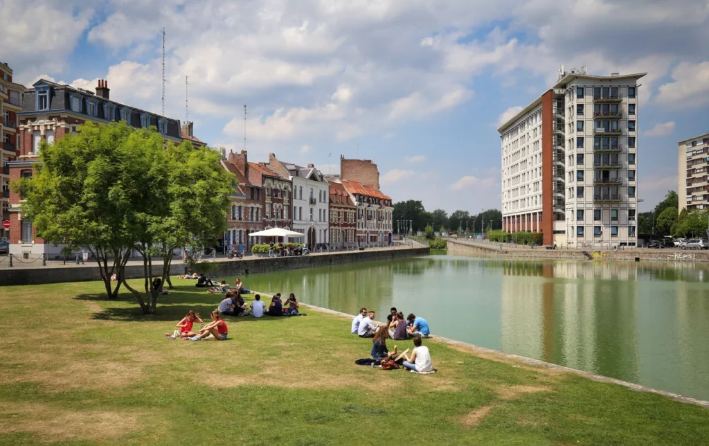 Un investissement locatif Lille à un projet immobilier rentable.