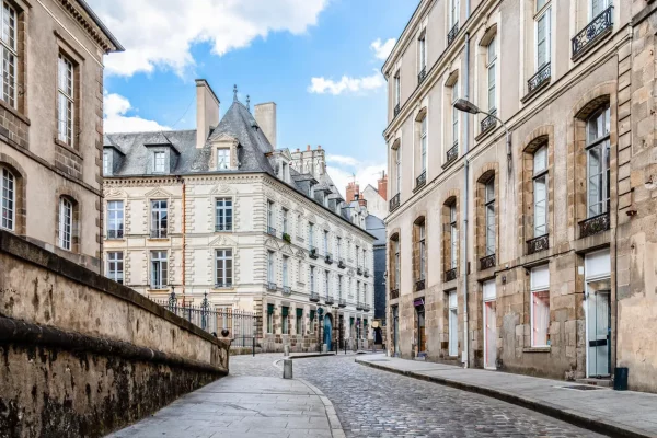 Découvrez Rennes avant de choisir dans quelle ville faire un investissement locatif.